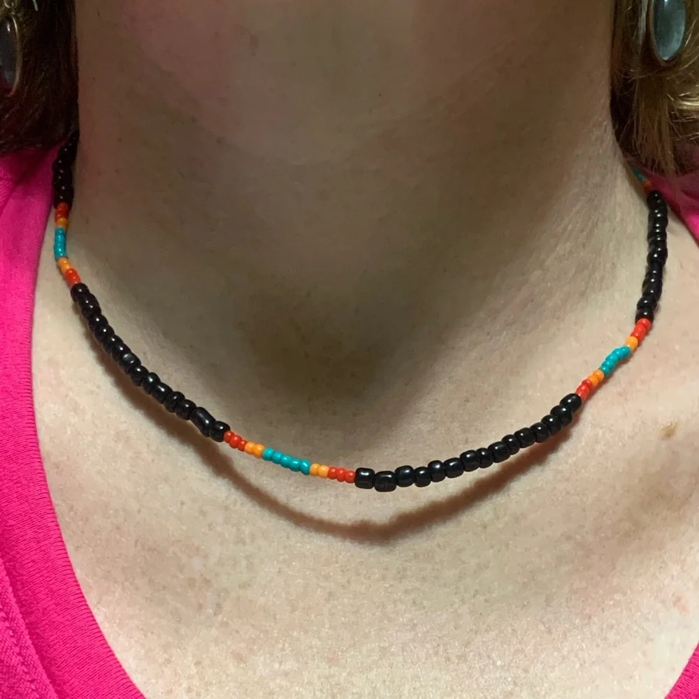Black with colored beads - Picture 1 of 1